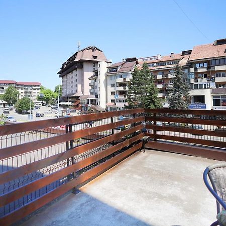 Apartament Patrick Gura Humorului Luaran gambar