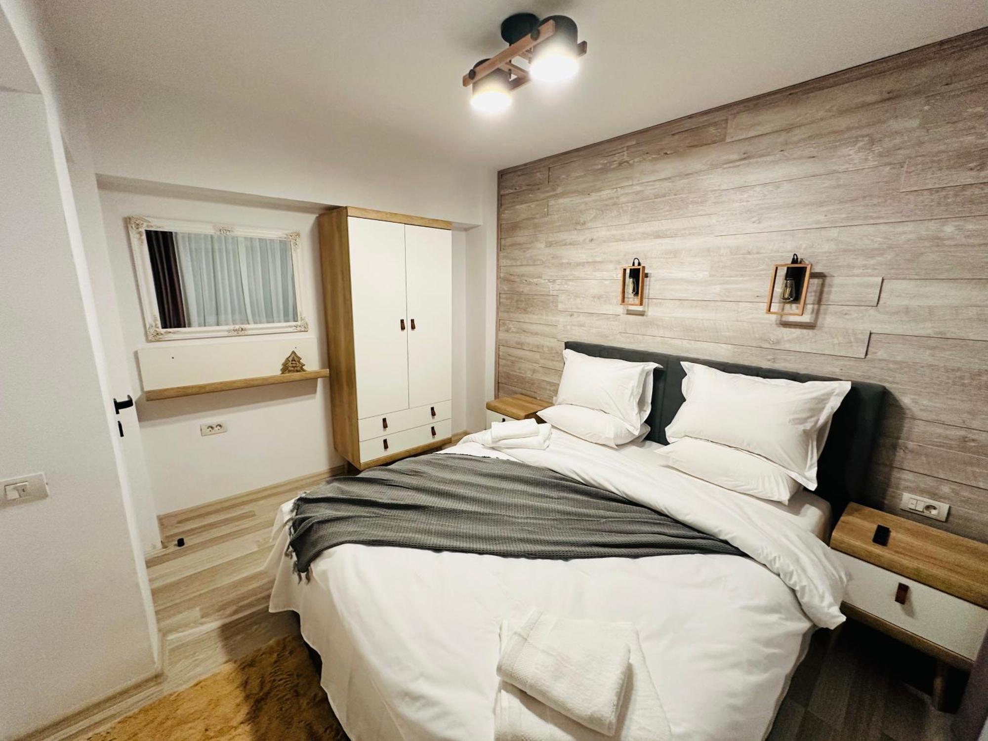 Apartament Patrick Gura Humorului Luaran gambar